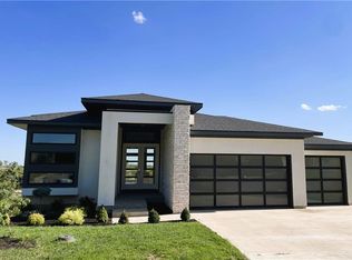 22659 W 87th St, Lenexa, KS 66227