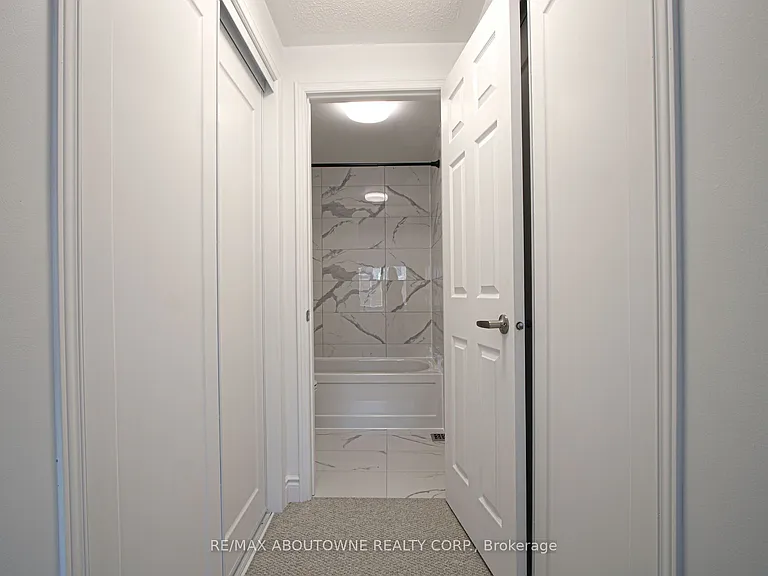 1114 Lindsay Dr — Photo 24