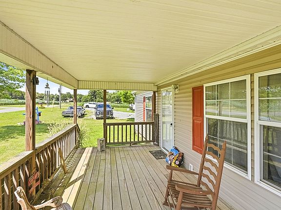 4th image of 9966 Melton Rd
