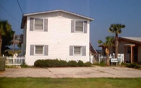 2nd image of 2488 S Fletcher Ave