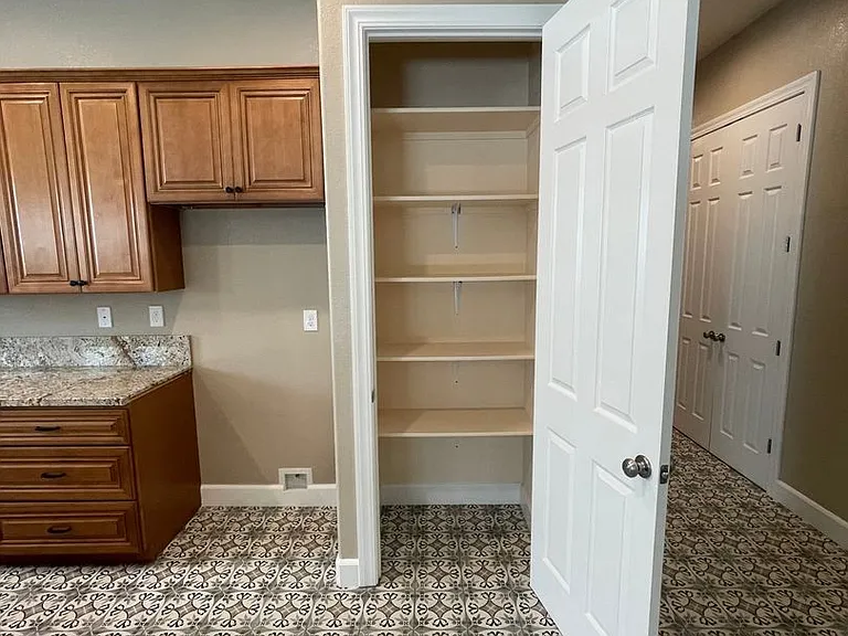 1210 Wildcat Dr — Photo 13