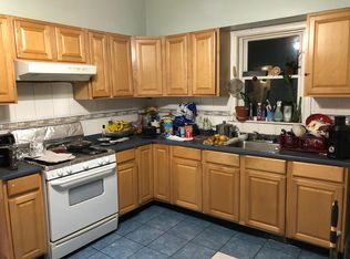 17 Rossmore St #2, Somerville, MA 02143