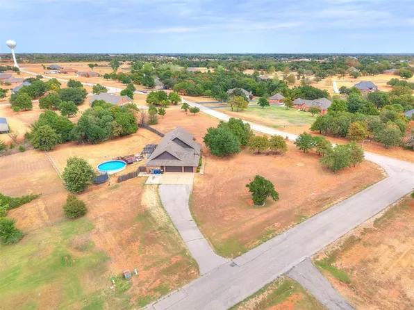 2019 Sandpiper Dr, Blanchard, OK 73010