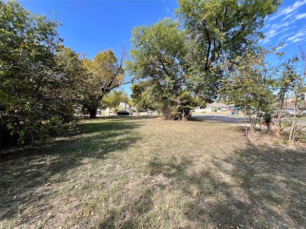 Additional property image - 902 S Waverly Dr, Dallas, TX 75208