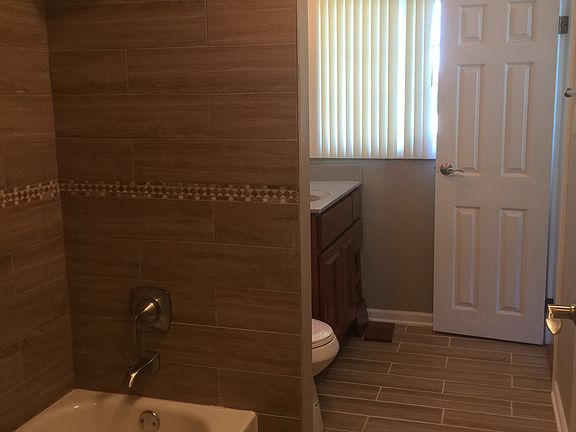 2nd image of 1210 Highland Blvd