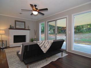 100 Saint David Dr, West Columbia, SC 29170