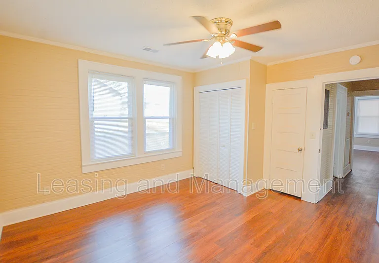 2041 Groveland Ave — Photo 13