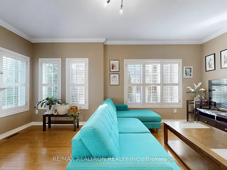 275 Peak Point Blvd — Photo 8