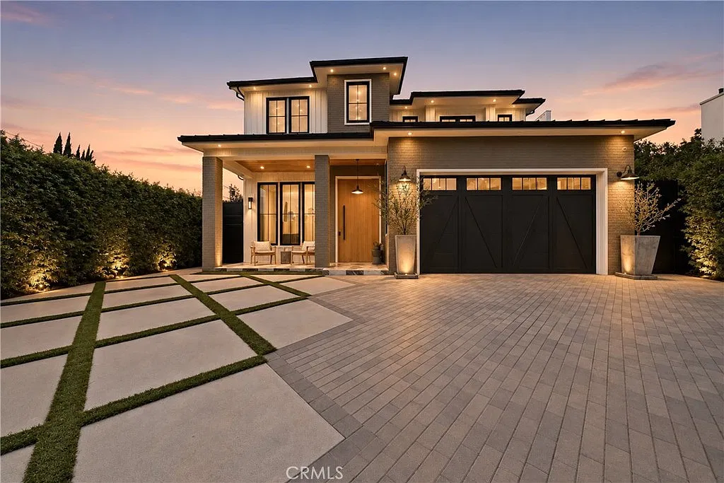 4 bed, 3600 sqft, $26,500 — Photo 1