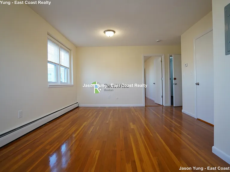 2018 Commonwealth Ave #45 — Photo 6