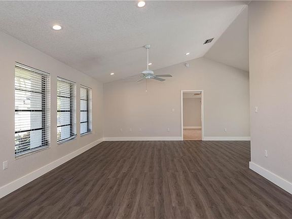 5th image of 2361 Saint Davids Island Ct