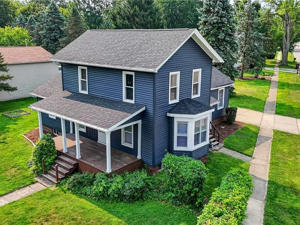 40 E Market St, Seville, OH 44273