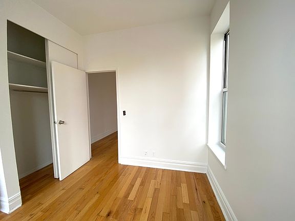 2nd image of 110 E 1st St APT 21