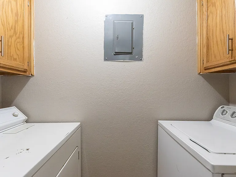 1310 Westheimer Rd #210 — Photo 32