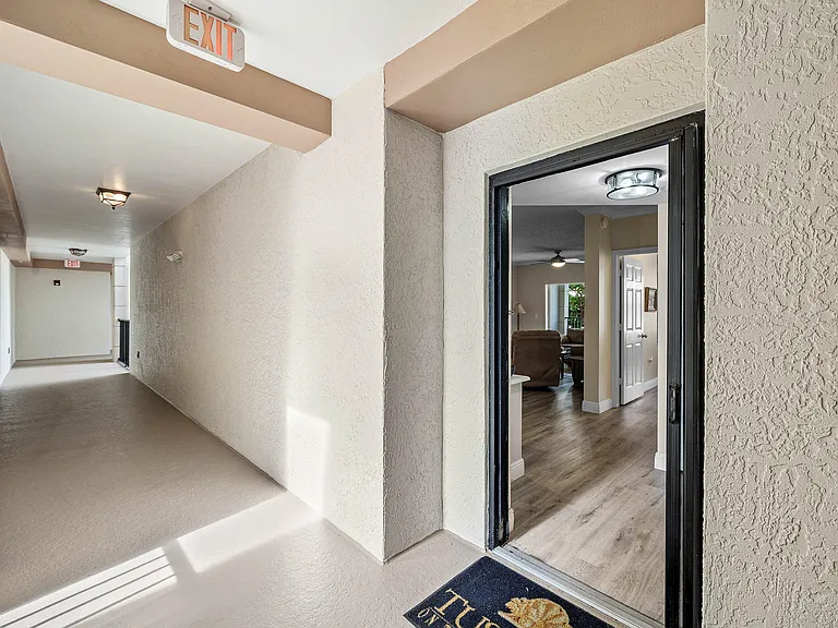 4307 Tuscany Way — Photo 3