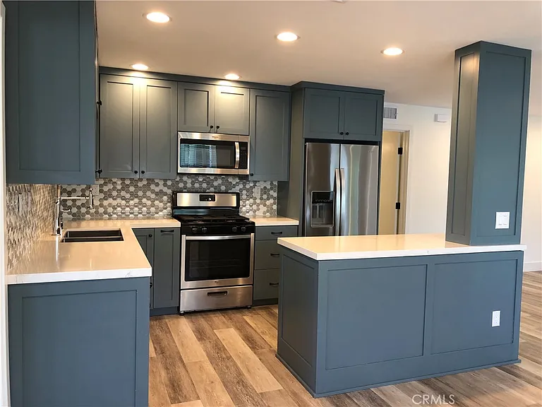 1505 Palm Ave #B — Photo 16