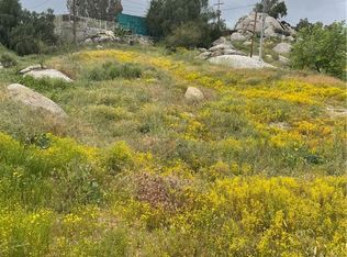 250 Mohawk Pl #31, Perris, CA 92570