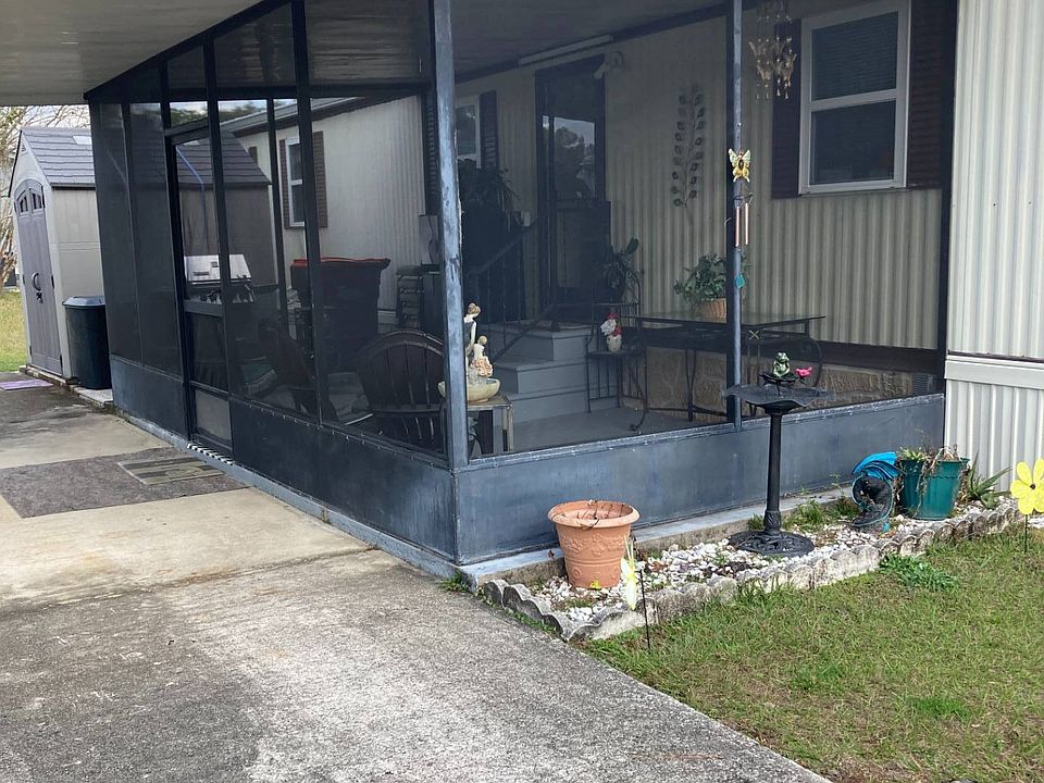 1st image of 2828 NE 49th Ave #58