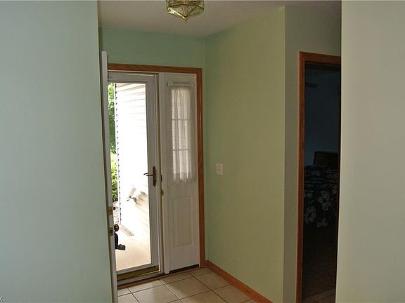 5th image of 1477 Waters Edge Dr #C