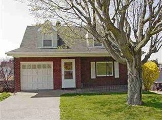 167 McKinley Rd, Weirton, WV 26062