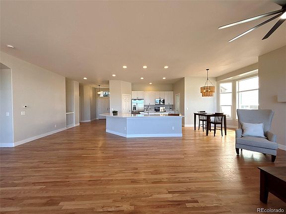 3rd image of 10232 Nickolas Avenue