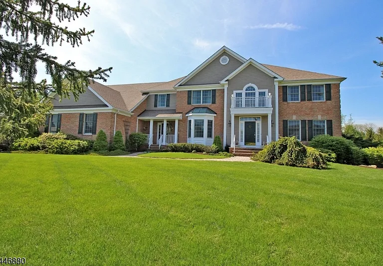 17 Dege Farm Rd — Photo 1