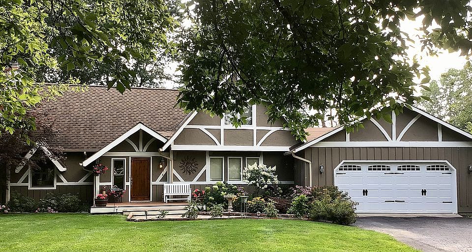 2nd image of 49789 Verschave St