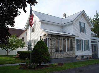 14 Madison St, Carthage, NY 13619