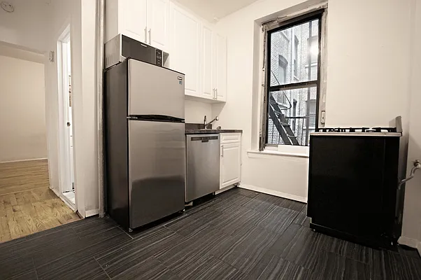 Rented by Compass | media 6