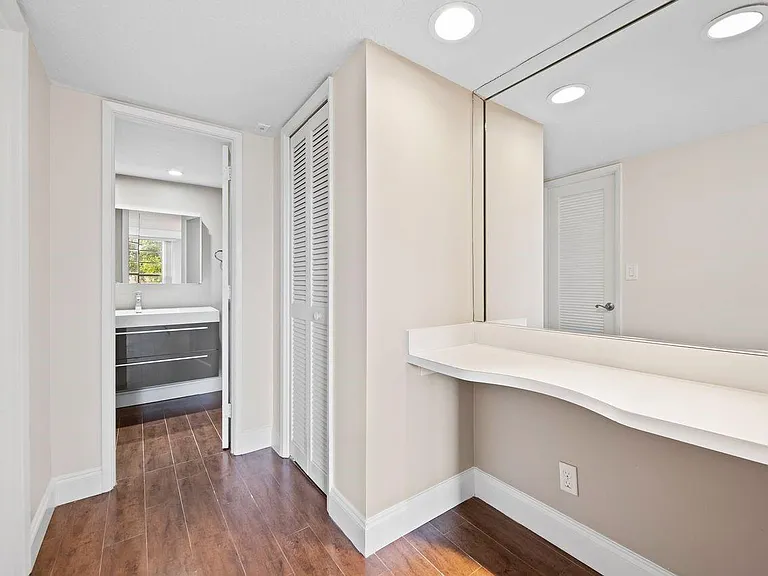 2851 S Palm Aire Dr #107 — Photo 13