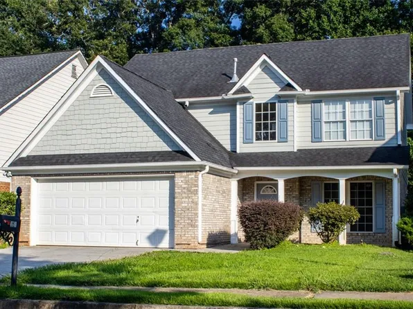 4640 Parkview Walk Dr, Lilburn, GA 30047