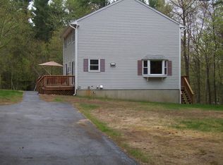2 Brown Rd, Hooksett, NH 03106