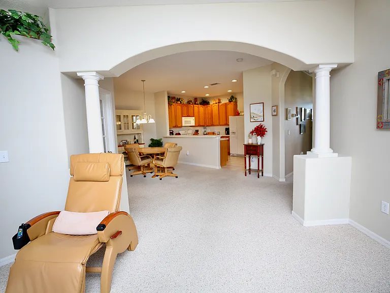 2753 Tanglewylde Dr — Photo 9