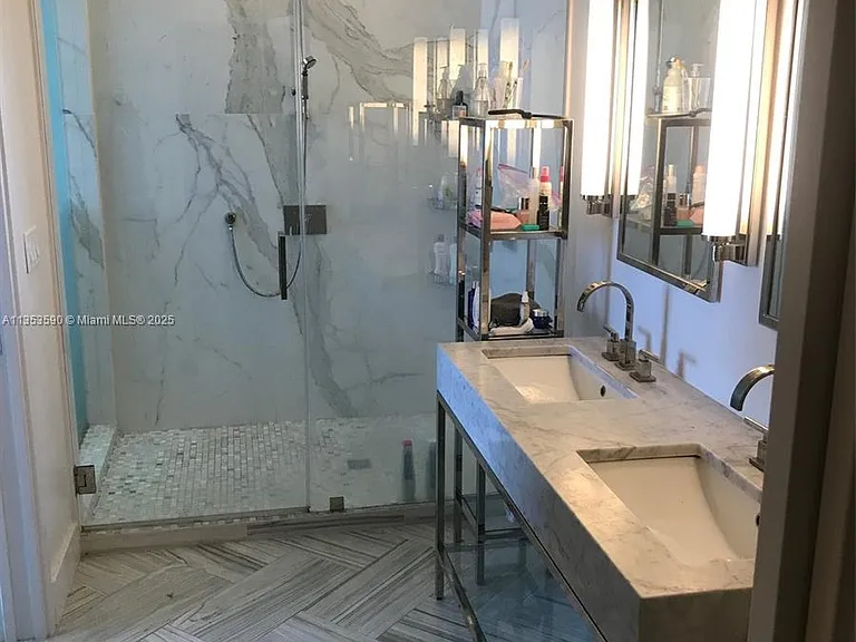 100 Lincoln Rd #Penthouse 9 — Photo 32