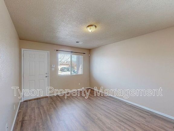 3rd image of 3739 Clear Creek Rd NE