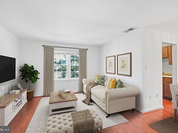 3rd image of 804 S Arlington Mill Dr #11301