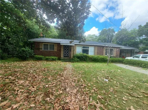 413 W Floyd St, Sandersville, GA 31082
