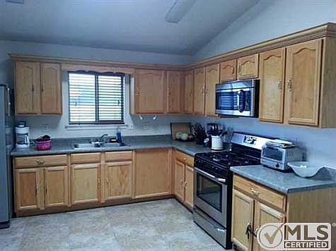 5th image of 448 Valle Tila Dr