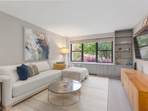 201 West 70th Street image 1 of 13