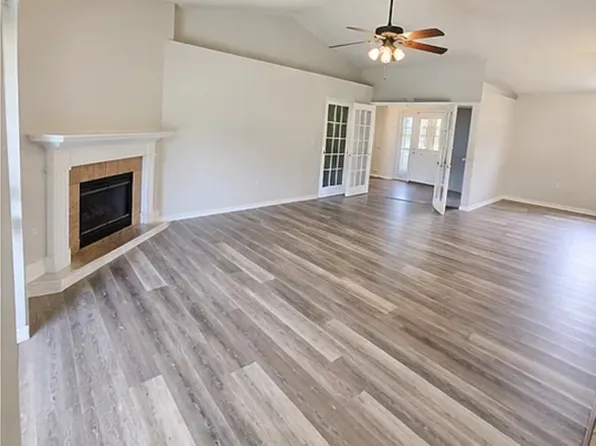 311 Seattle Slew Ct, Crestview, FL 32539