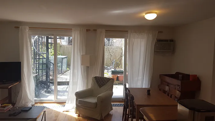 Rented by Anthony T Crews Real Estate LLC | media 35