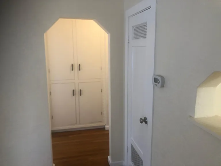 824 1/2 9th Ave #UPPER — Photo 5