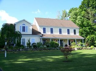 130 E Dugway Rd, Lenox, MA 01240