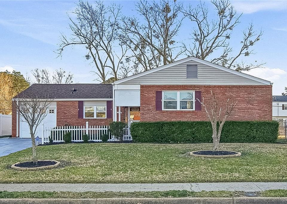 1st image of 104 Greenwell Dr