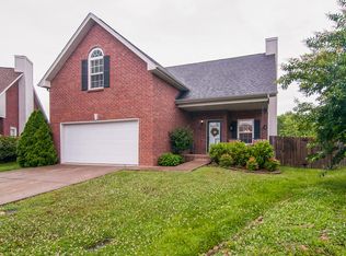 1021 Summerview Ct, Nashville, TN 37221