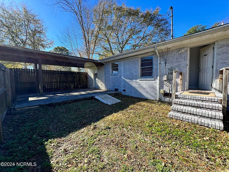 331 Forest Park Rd — Photo 17