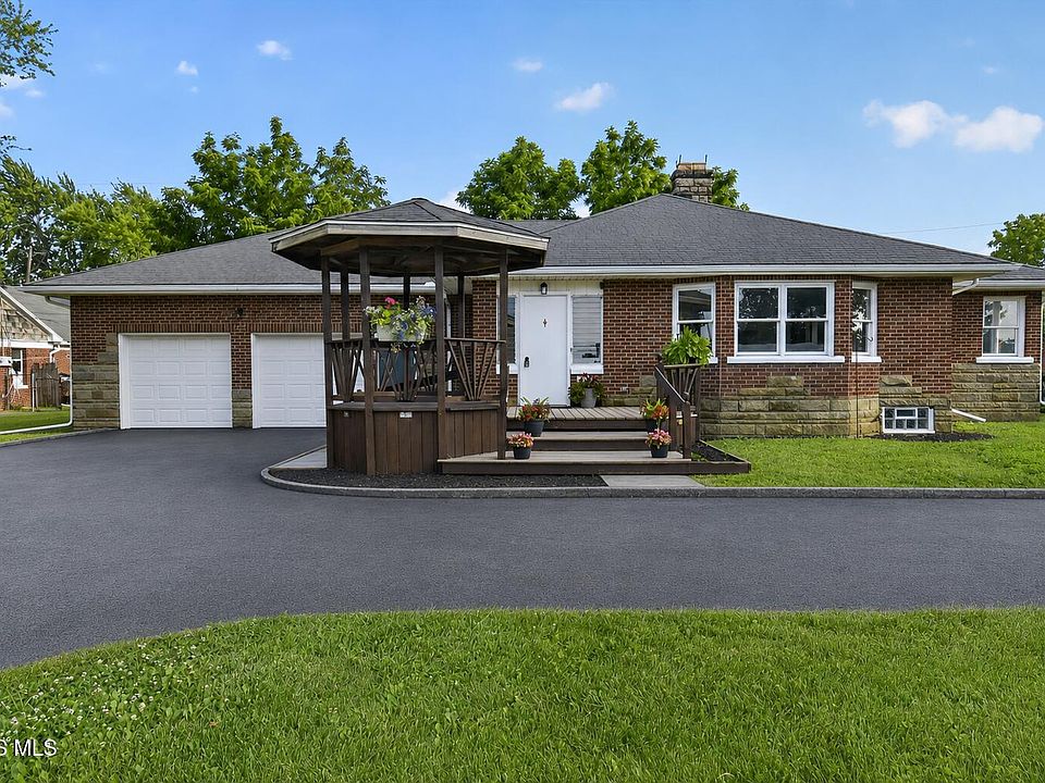 1st image of 2826 Olde Curtice Rd