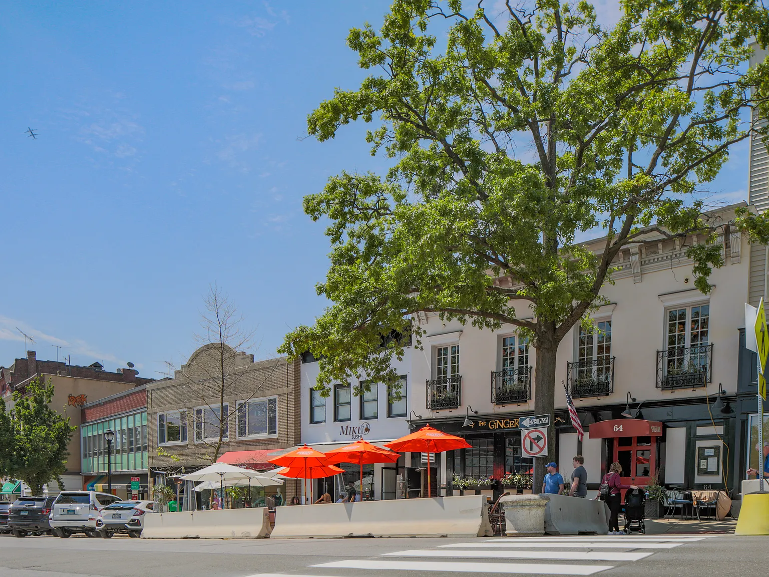 18-20 Greenwich Ave — Photo 1