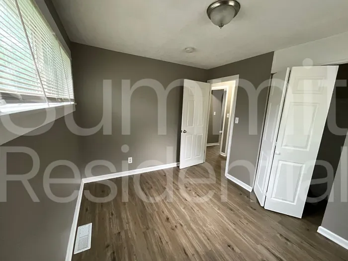 8608 Crystal Ave — Photo 12