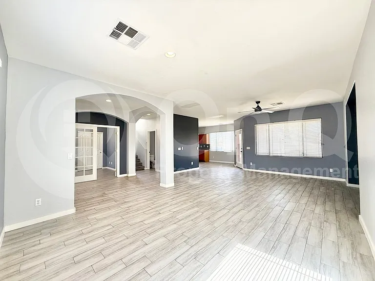 3575 E Calistoga Dr — Photo 9